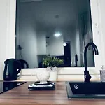 View Centrum Metro X2 Wifi 600 Mbs Smart Tv Panorama Miasta Appartement *